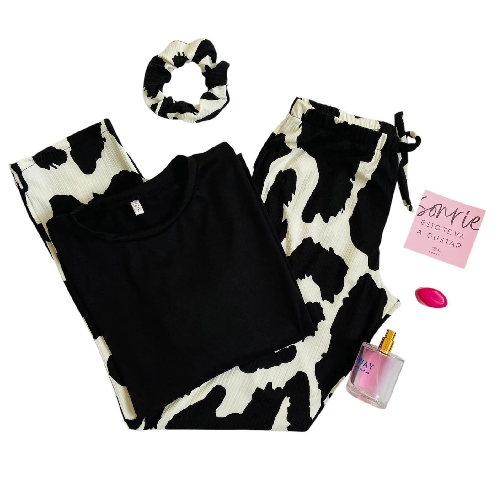 Pijama VAQUITA - Short + reme + etc...